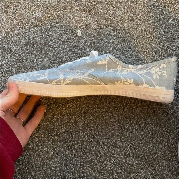 Cute Spring American Eagle Keds - Picture 2 of 3